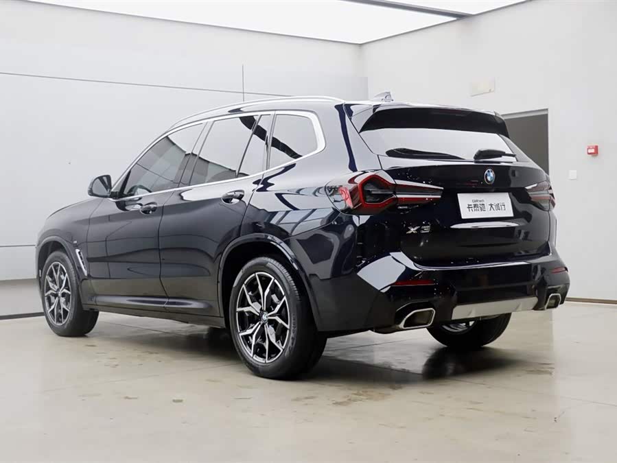 BMW X3 2022 car image #27