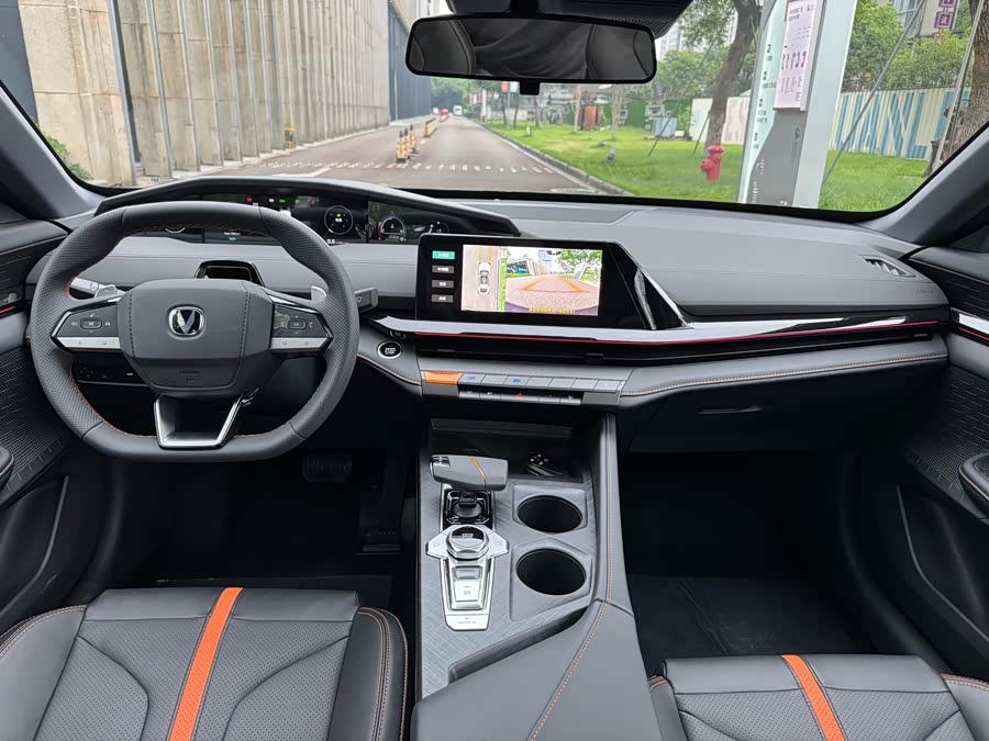 Changan UNI-V 2025 car image #27