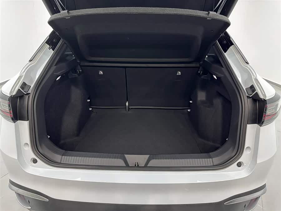 Volkswagen ID.4 X 2022 immagine di auto #27