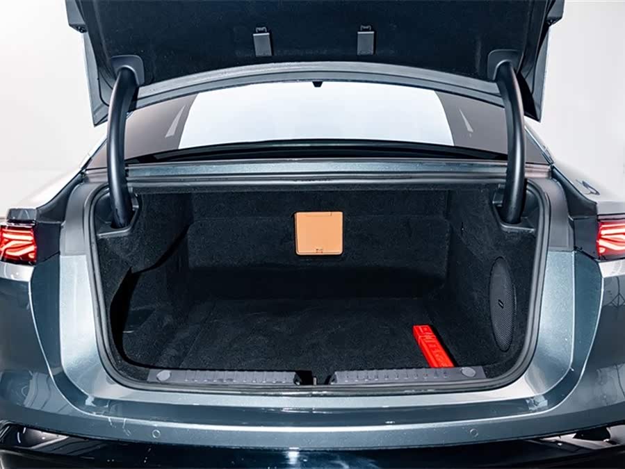 BYD HanL 2025 immagine di auto #27