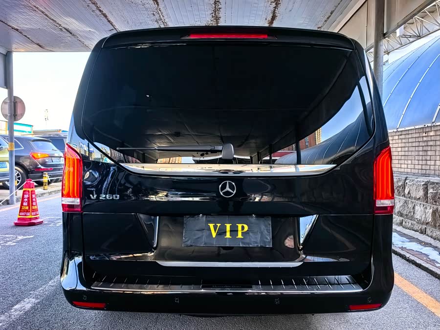 Mercedes-Benz V Class 2021 car image #27