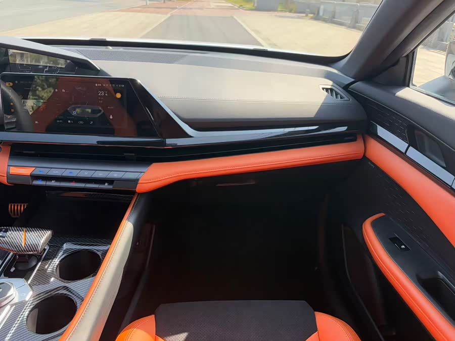 Changan UNI-V 2023 car image #27