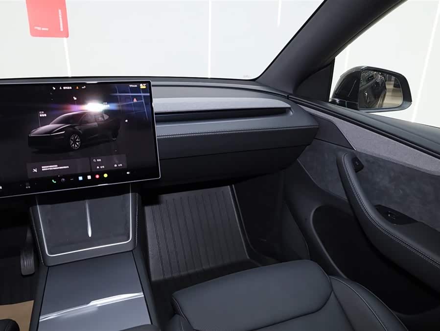 特斯拉 Model Y L 2025 汽车图片 #27