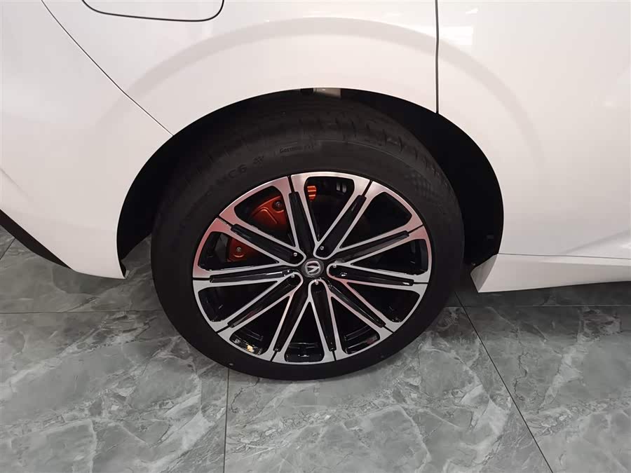 Changan UNI-K iDD 2025 car image #27