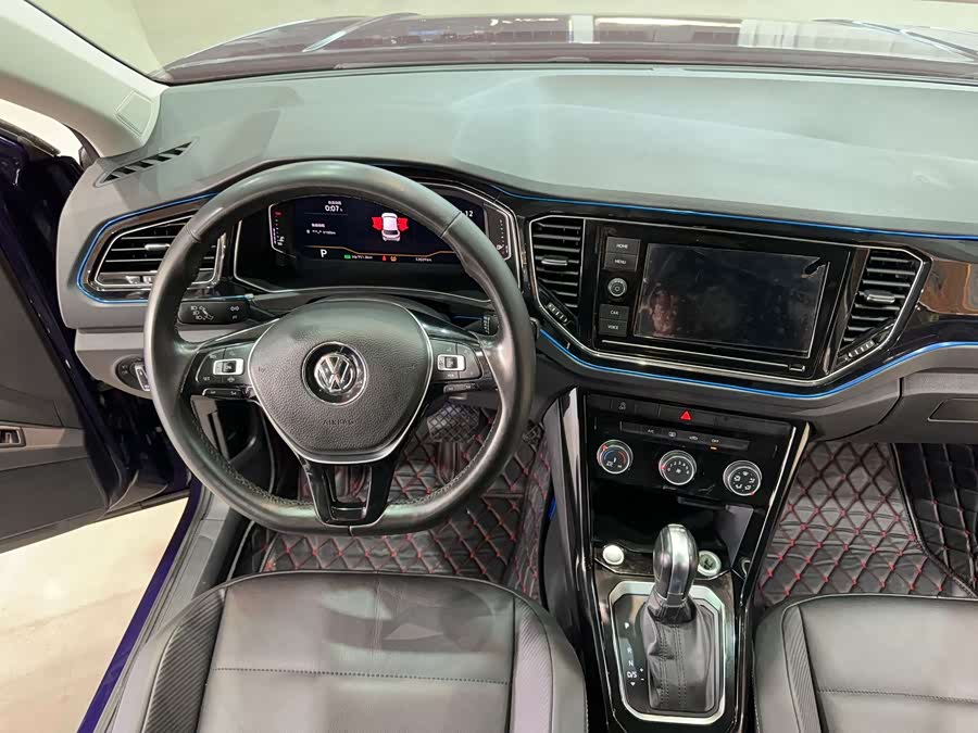 T-Roc 2020 car image #27
