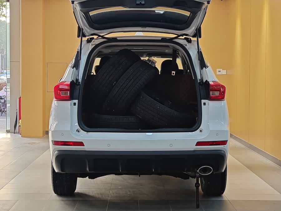 Haval M6 2020 #27 Haval M6 2020 car image #27