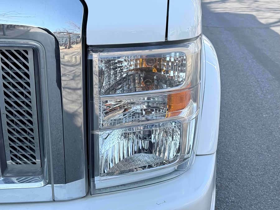 Ford E350 2015 #27 Ford E350 2015 car image #27