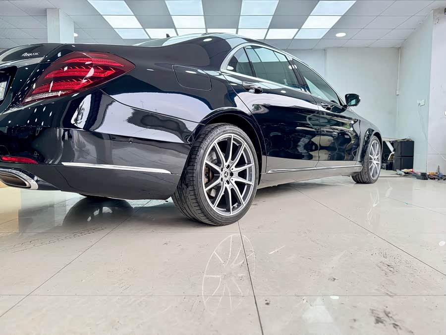 Mercedes-Benz S Class 2017 car image #27