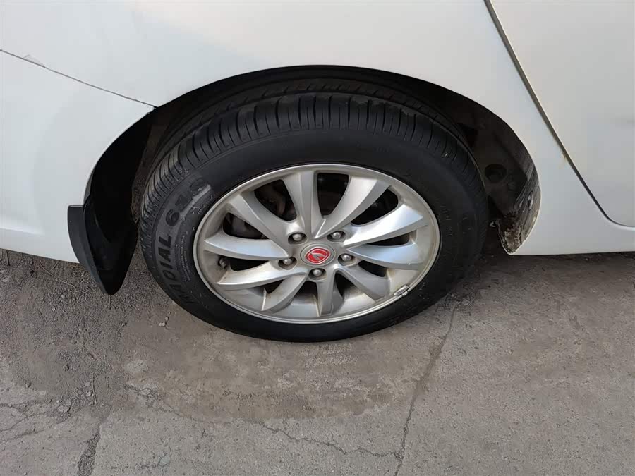 Changan Alsvin V7 2016 #27 Changan Alsvin V7 2016 car image #27