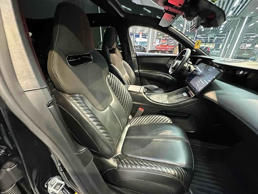 Avatr 11 2023 car image #27