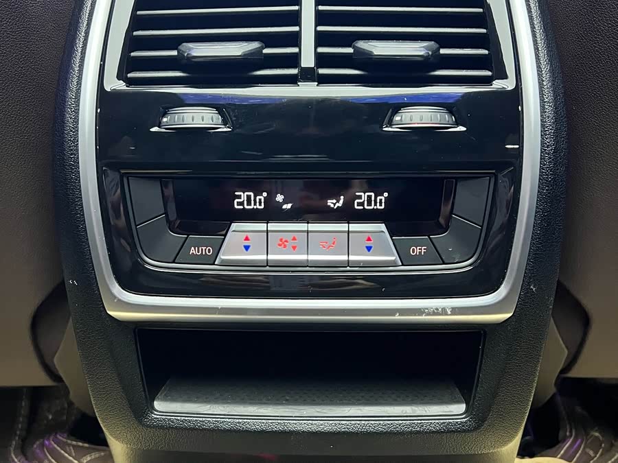 BMW X5 2023 car image #27