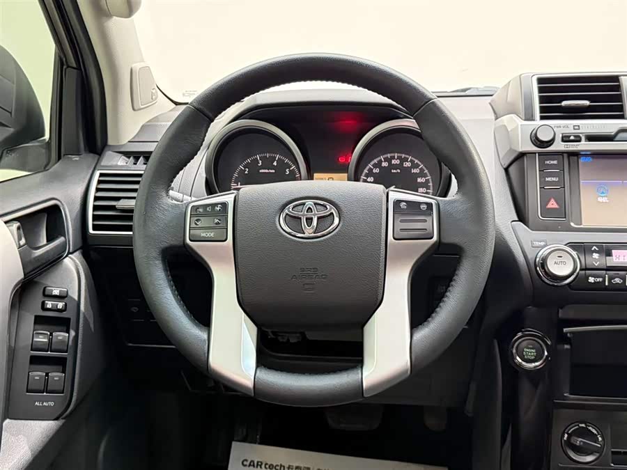 Toyota Land Cruiser Prado 2017 car image #27