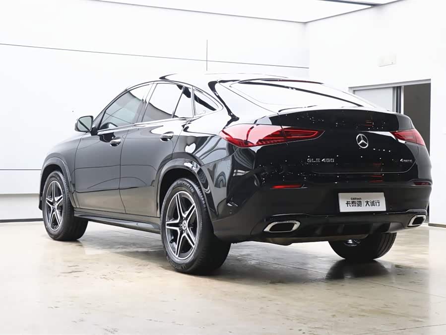 Mercedes-Benz GLE Coupe 2024 صورة سيارة #27