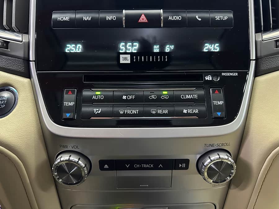 Toyota Land Cruiser 2016 #27 Toyota Land Cruiser 2016 car image #27