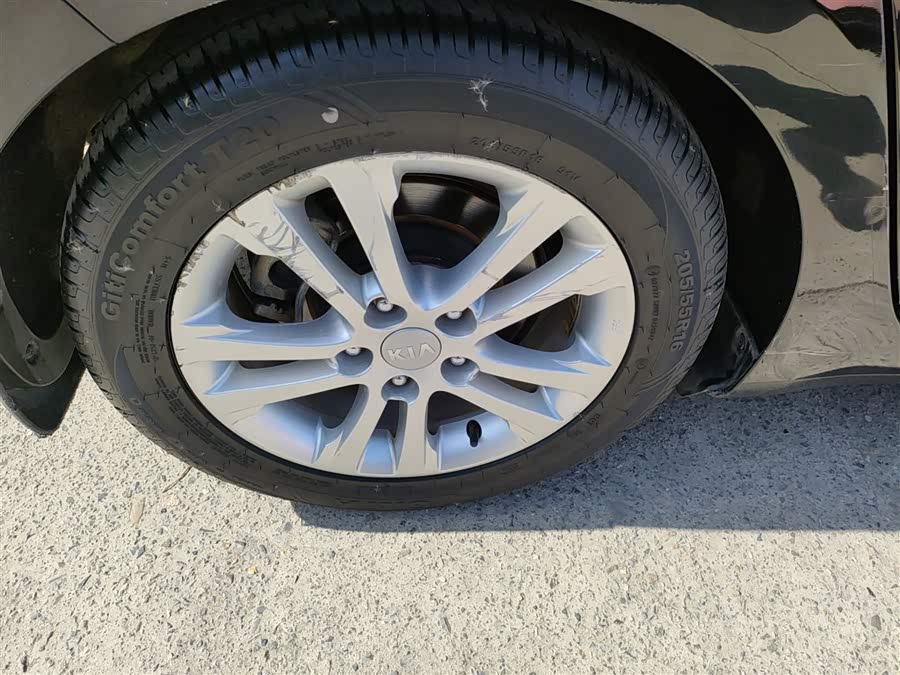 Kia Carens 2016 immagine di auto #27