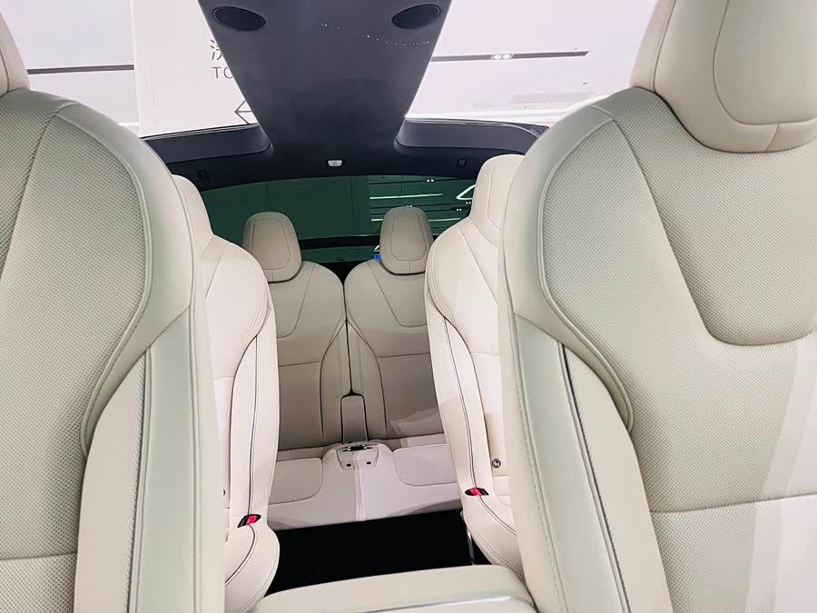 Tesla Model X 2023 car image #27