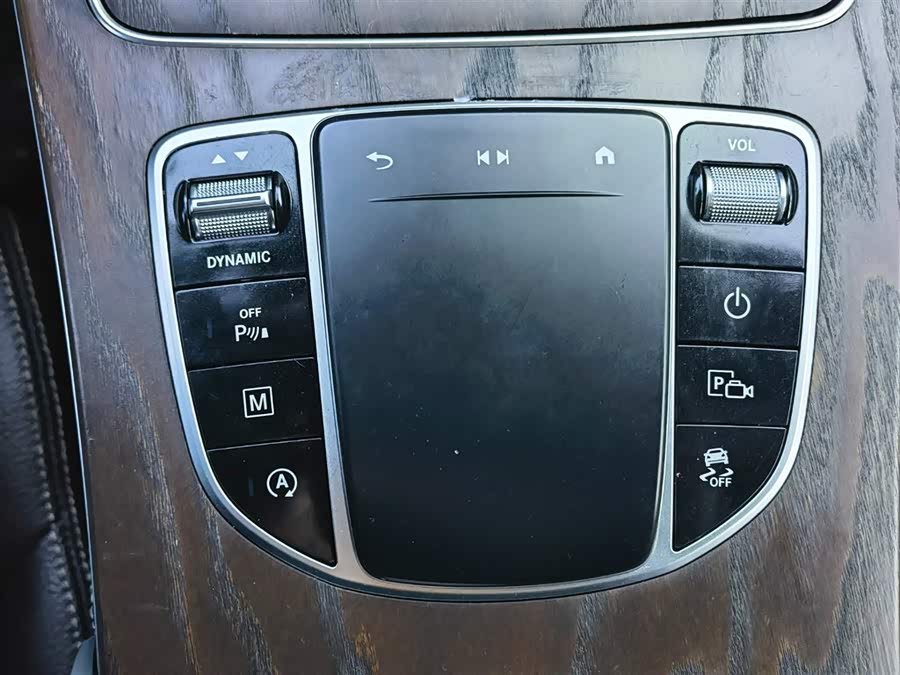 Mercedes-Benz GLC Class 2020 car image #27