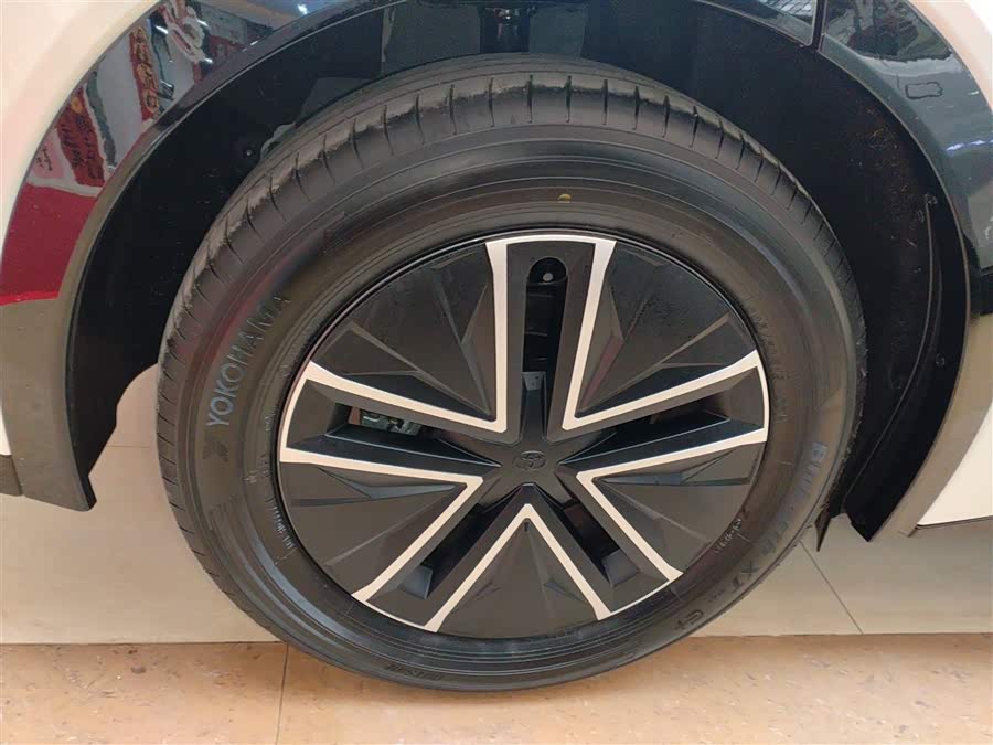 Toyota bZ5 2025 car image #27