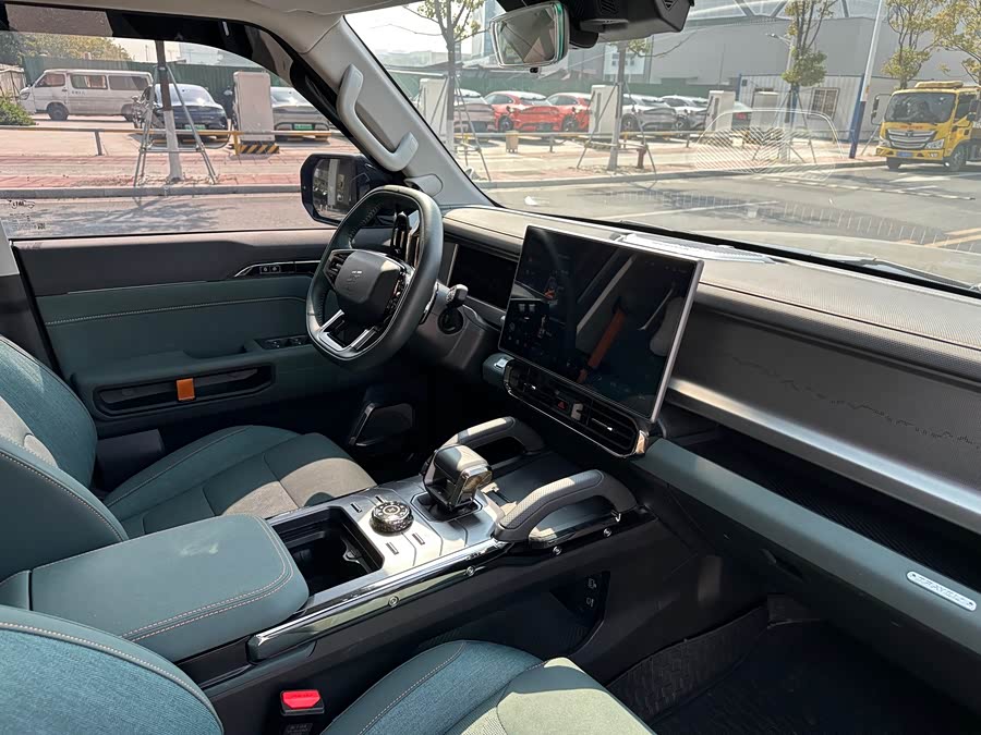 Jetour Traveller 2023 car image #27