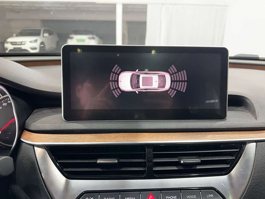 Suzuki H5 2019 car image #27