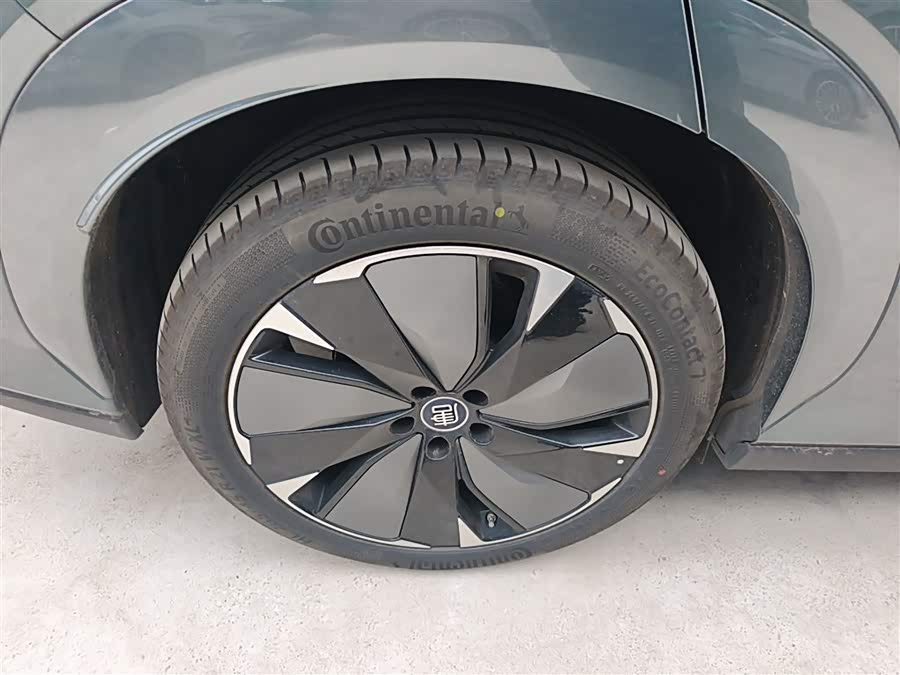 BYD Tang L 2025 #27 BYD Tang L 2025 immagine di auto #27