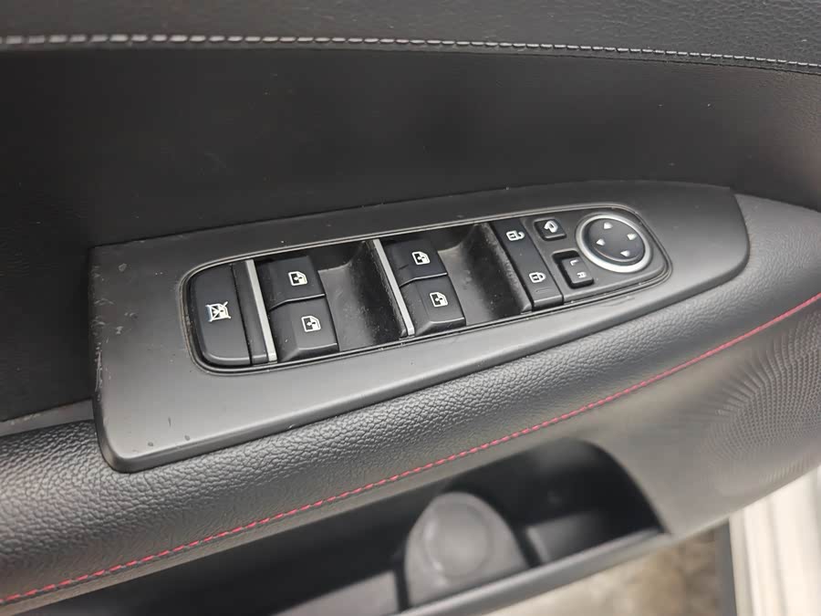 Kia K3 2020 car image #27