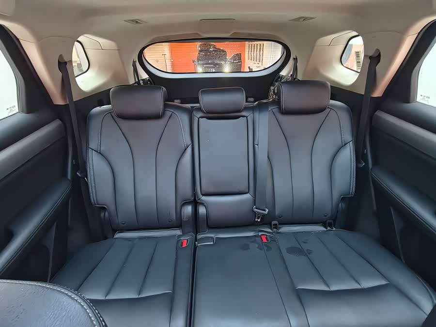 BYD Tang 2018 #27 BYD Tang 2018 car image #27
