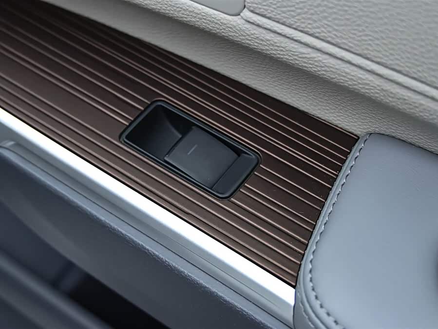 丰田 赛那SIENNA 2025 #27 丰田 赛那SIENNA 2025 汽车图片 #27