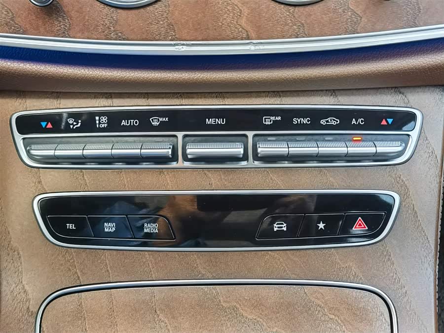 Mercedes-Benz E Class 2022 #27 Mercedes-Benz E Class 2022 car image #27