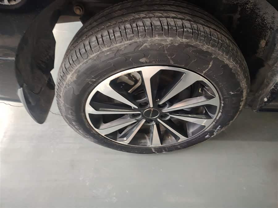 Forthing M7 2023 صورة سيارة #27