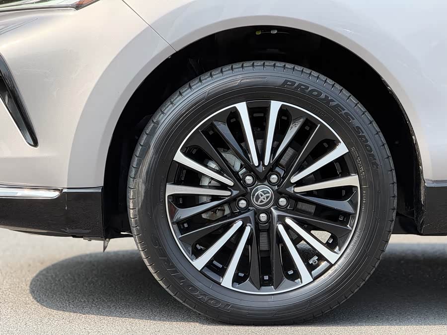 Toyota Venza 2023 immagine di auto #27