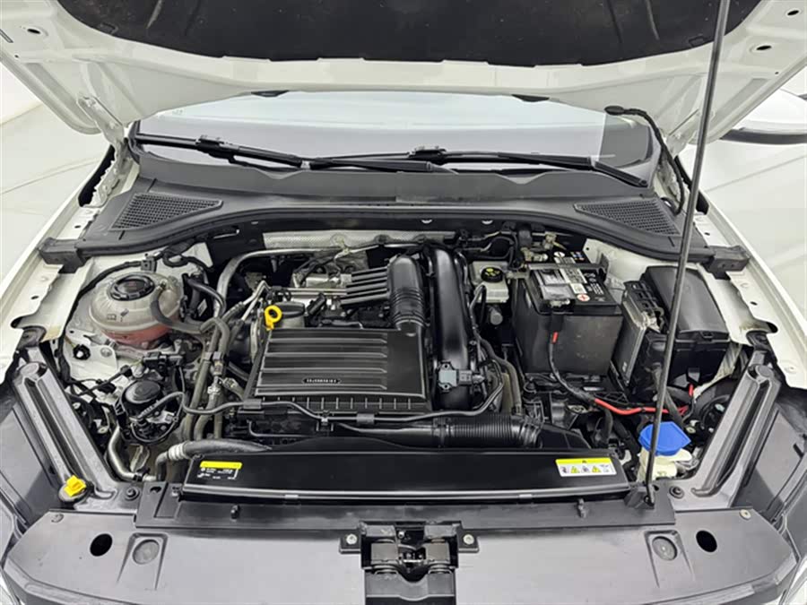 Volkswagen Bora 2020 car image #27