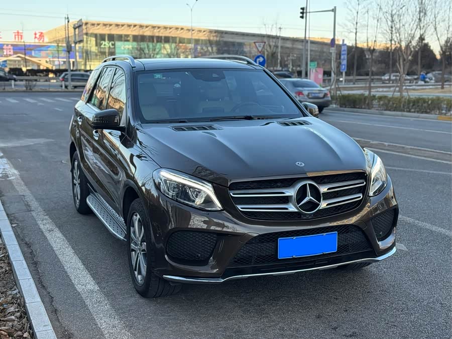 Mercedes-Benz GLE Class 2017 #27 Mercedes-Benz GLE Class 2017 car image #27