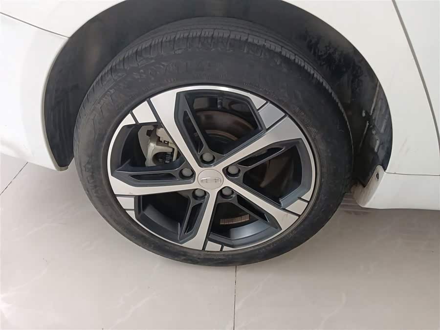 GEELY Emgrand L 2022 #27 GEELY Emgrand L 2022 صورة سيارة #27