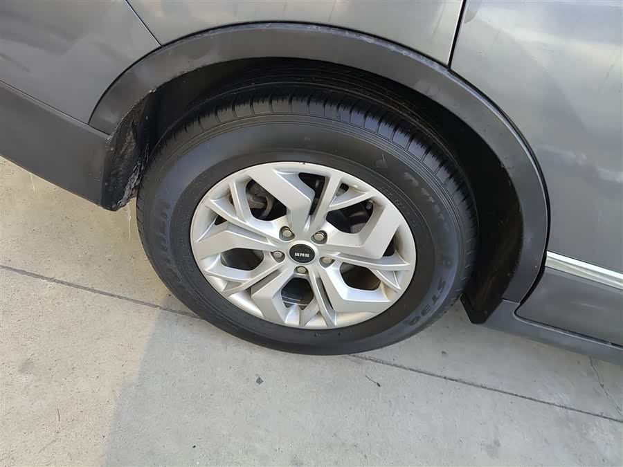 SWM斯威汽车 SWM斯威G05 2020 汽车图片 #27