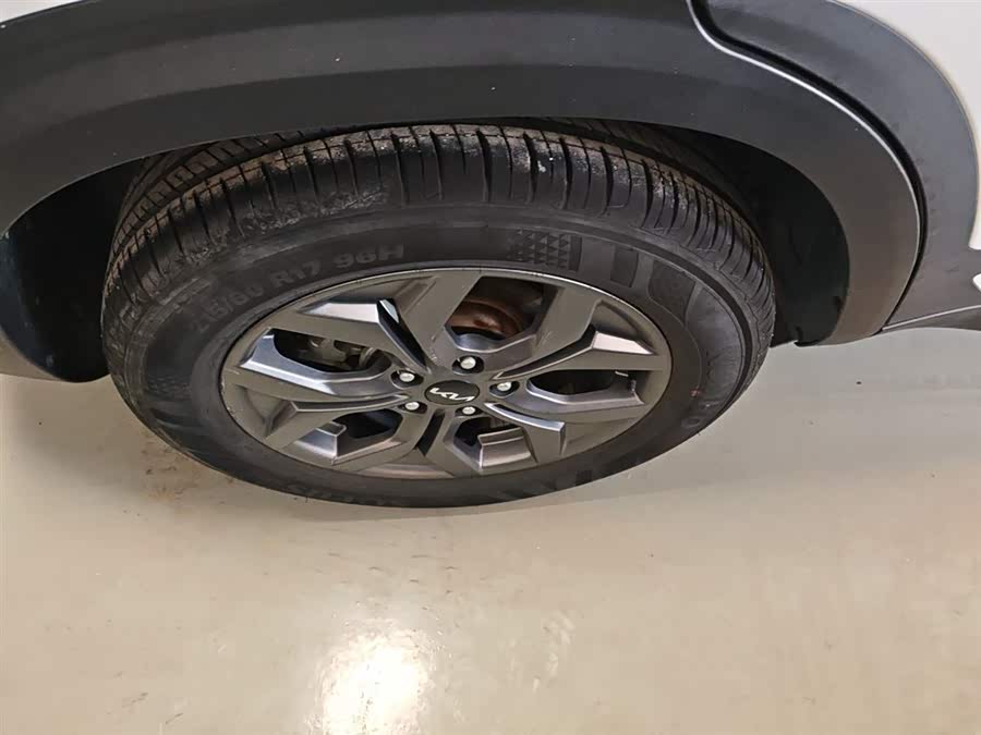 Kia Seltos 2024 car image #27