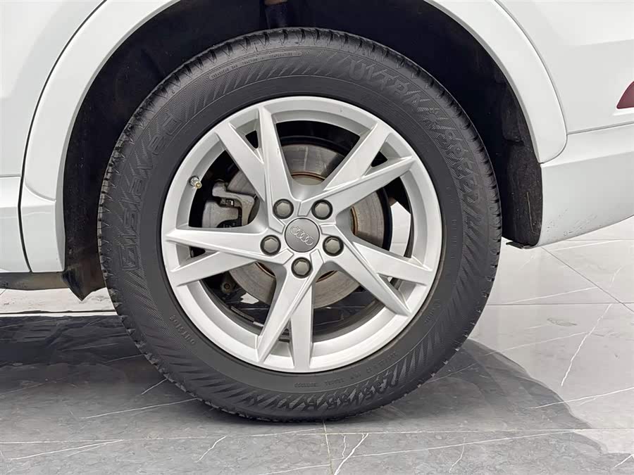 Audi Q3 2017 #27 Audi Q3 2017 car image #27