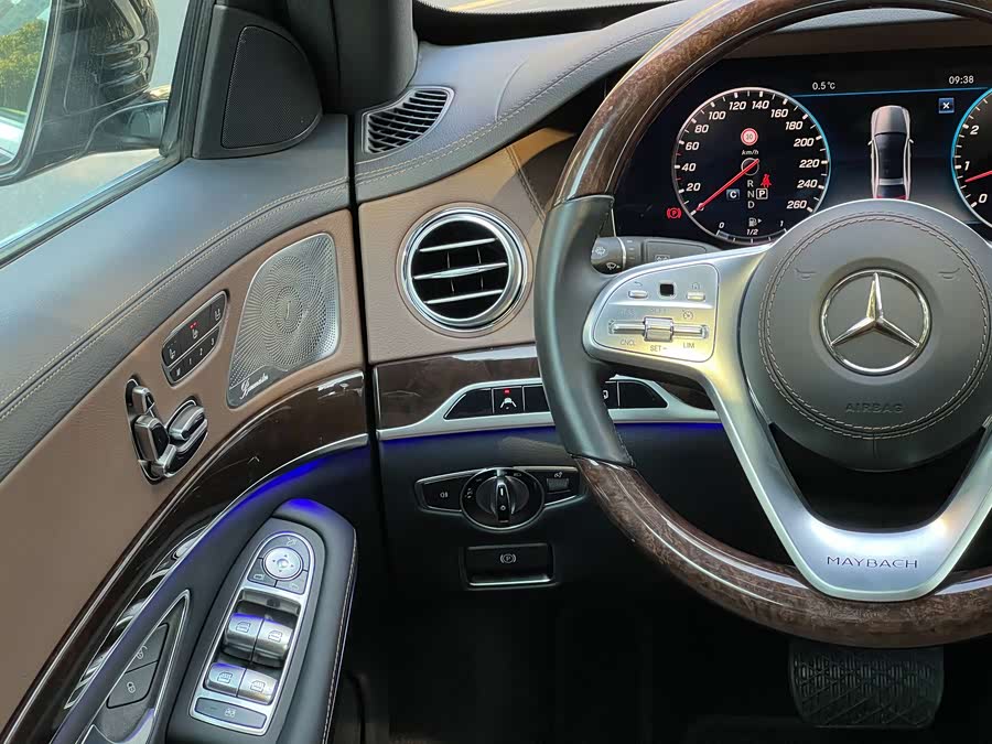 Mercedes-Benz Maybach S Class 2020 #27 Mercedes-Benz Maybach S Class 2020 car image #27