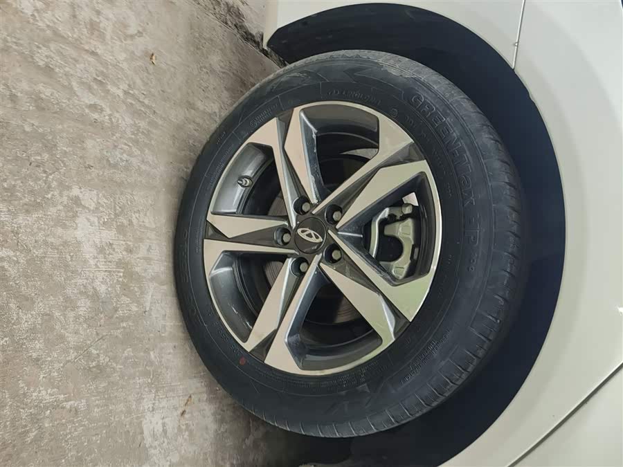 Chery Arrizo 5 Plus 2021 immagine di auto #27