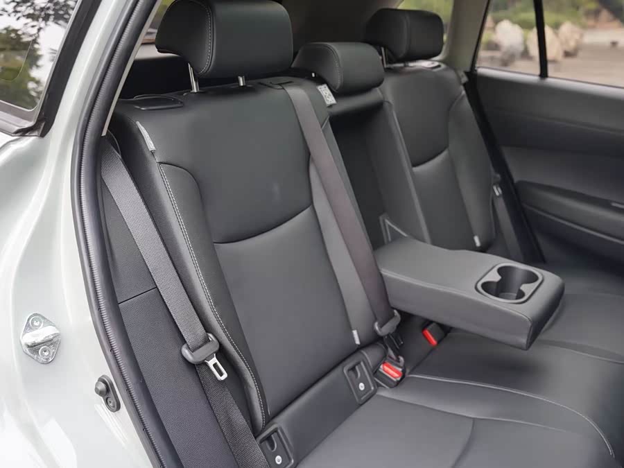 Toyota Corolla Cross 2022 immagine di auto #27