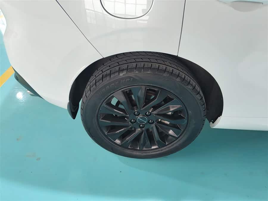 Forthing T5 EVO 2021 #27 Forthing T5 EVO 2021 immagine di auto #27
