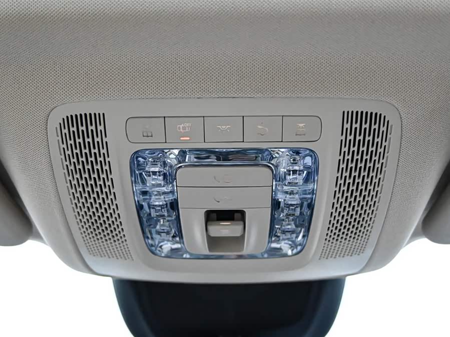 Mercedes-Benz GLE Class 2023 car image #27