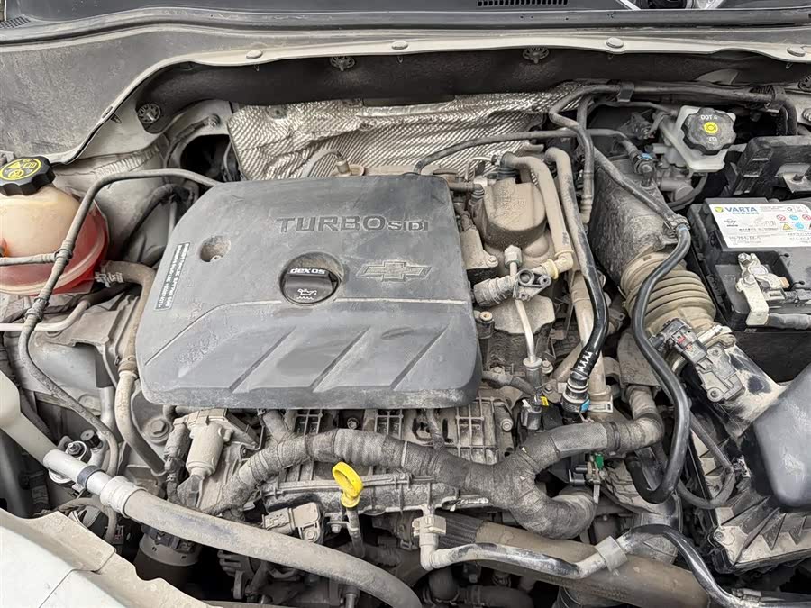 Chevrolet Tracker 2021 изображение автомобиля #27