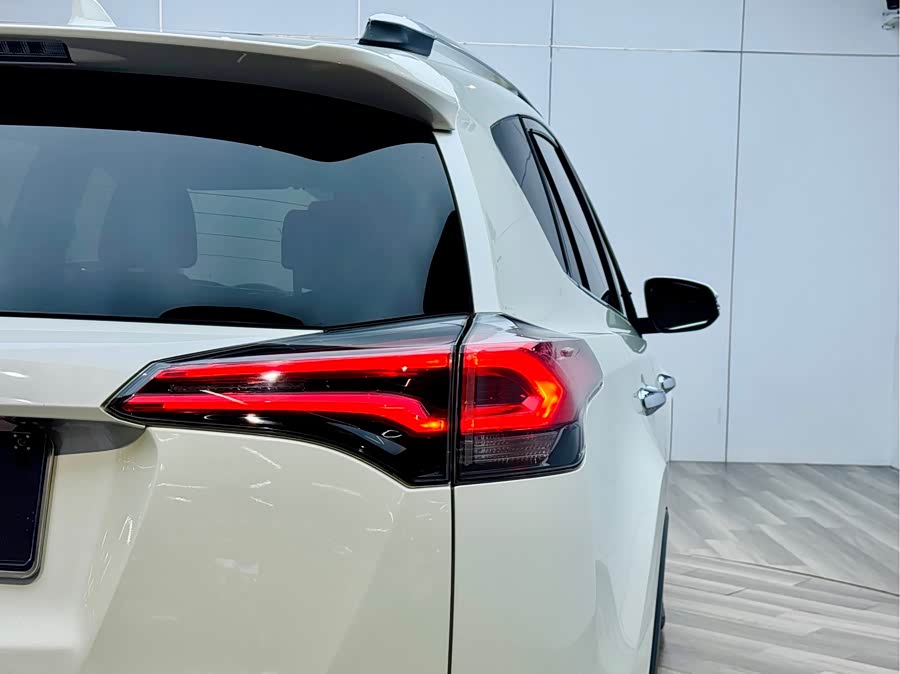 丰田 RAV4荣放 2017 汽车图片 #27