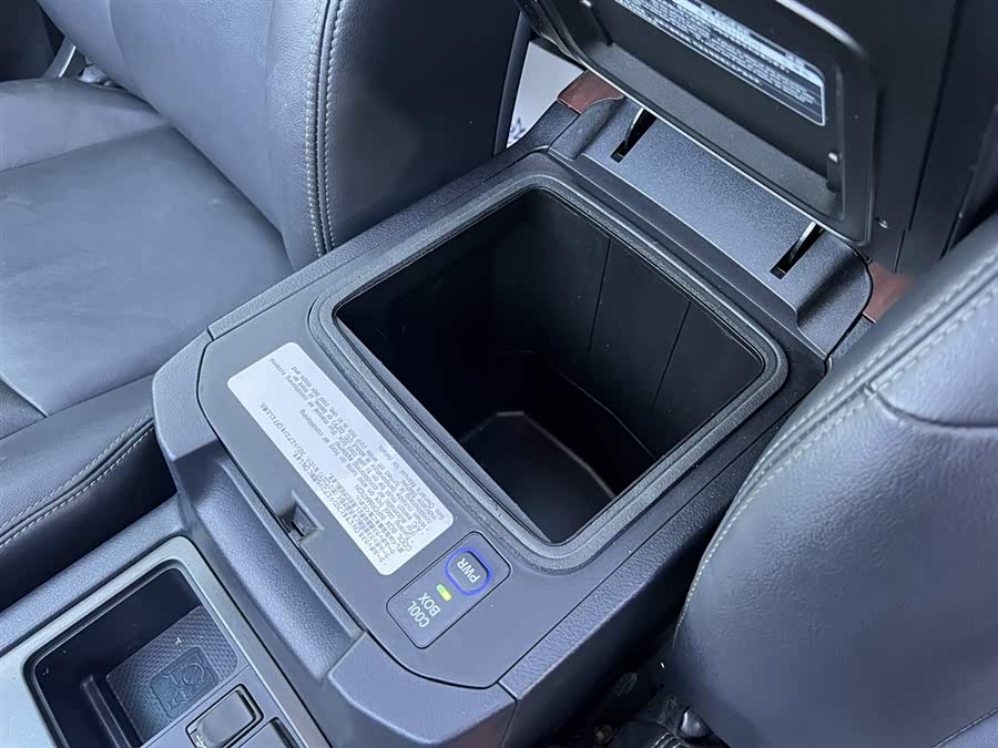 Toyota Land Cruiser Prado 2015 immagine di auto #27