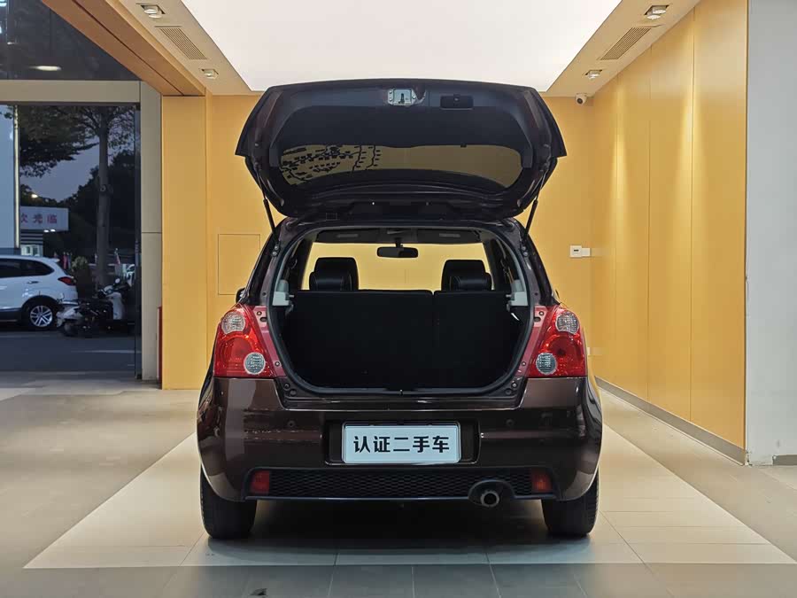 Suzuki Swift 2015 car image #27