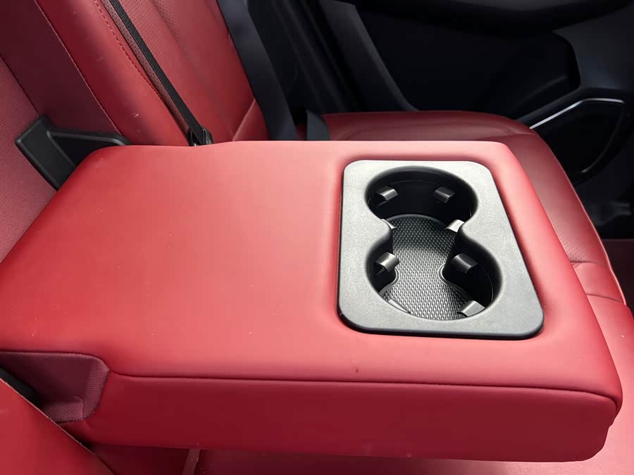 Forthing T5 EVO 2022 car image #27