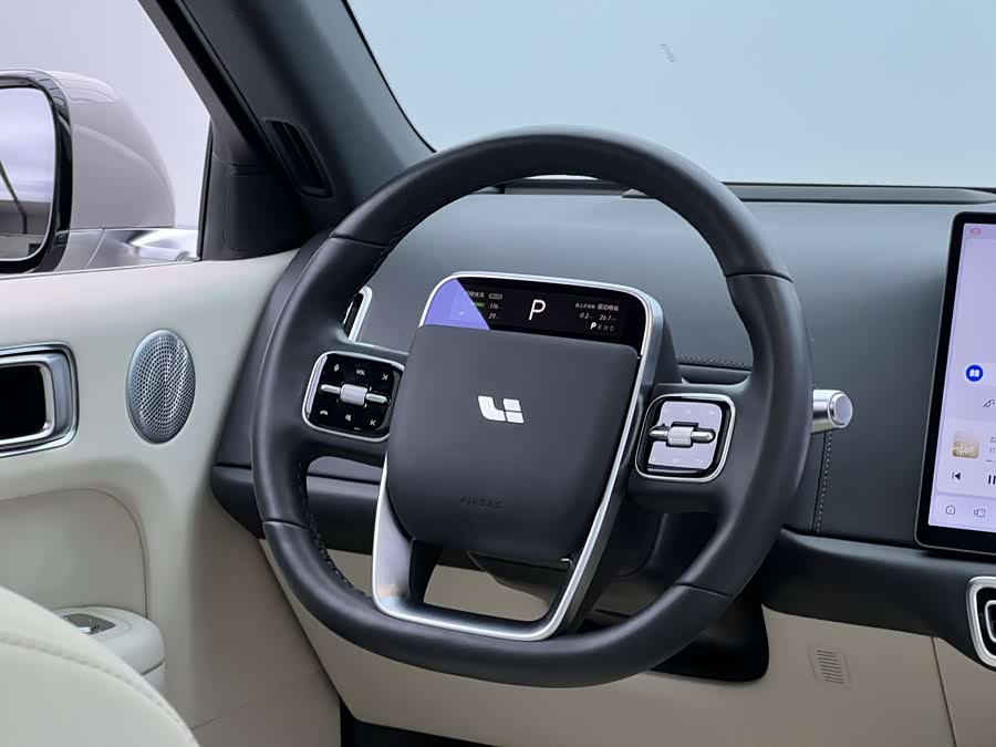 Li L6 2025 imagen de coche #27