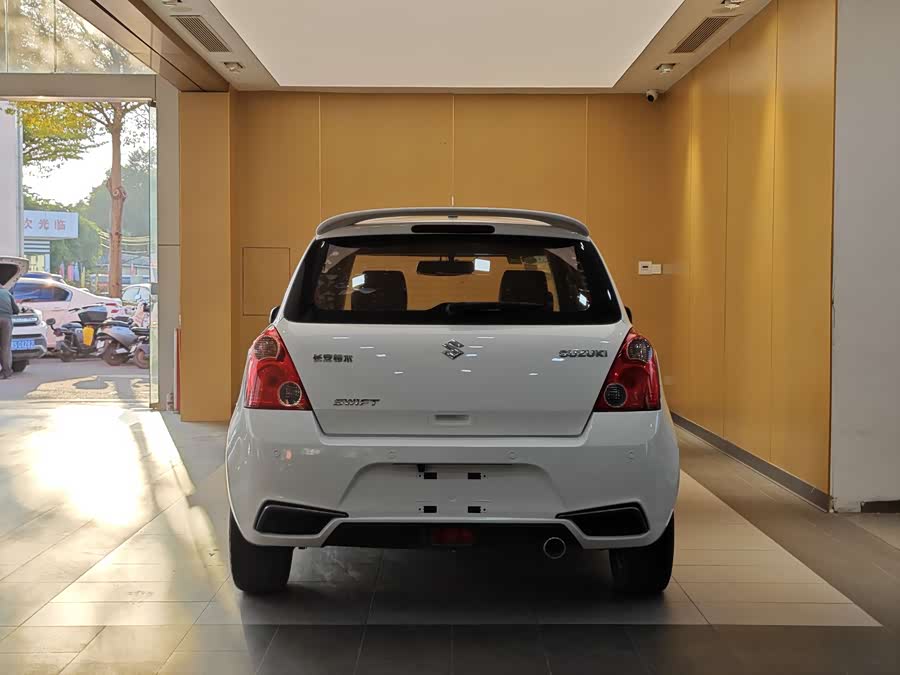 Suzuki Swift 2016 car image #27