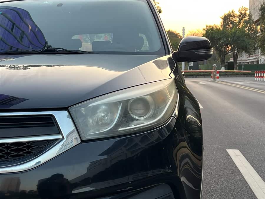 Chery Tiggo 3 2015 car image #27